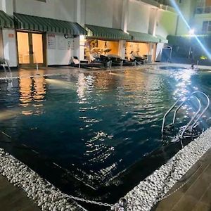 Crossandras Inn Lucknow